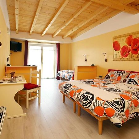 B&B La Vecchia Tipografia - Lago D'Idro Ponte Caffaro Екстер'єр фото